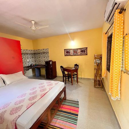 Kyel Villa Guest House Arambol Exteriör bild