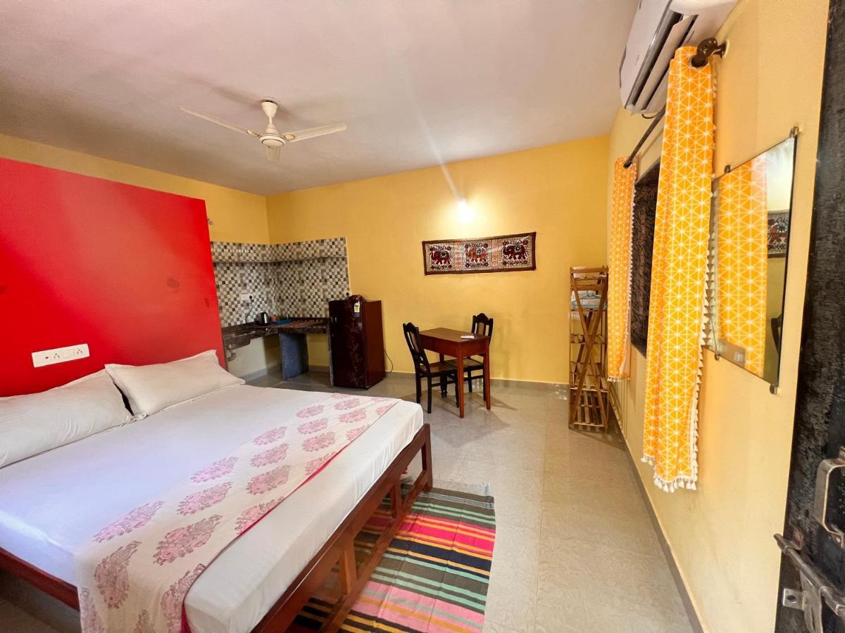 Kyel Villa Guest House Arambol Exteriör bild